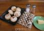 Stuffed champignons with quail eggs